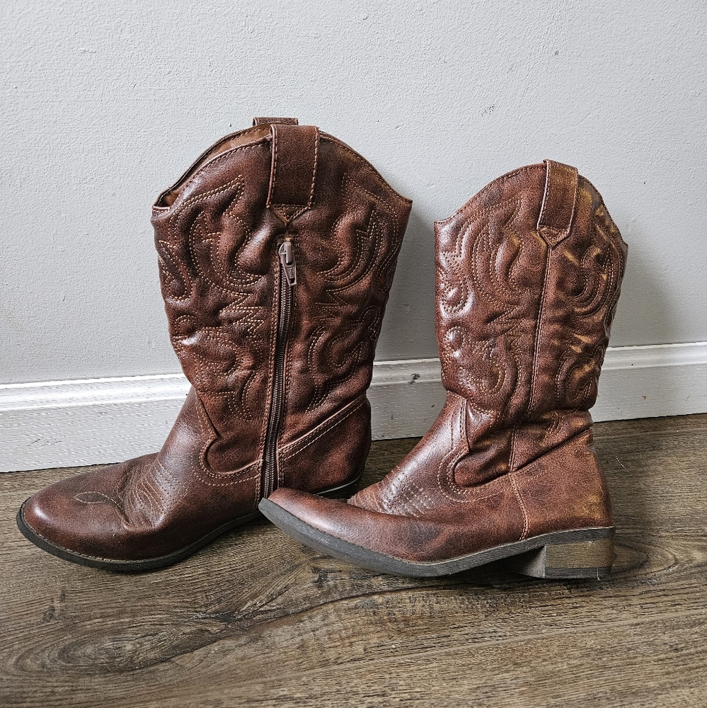 Womens Cherokee cowboy boots